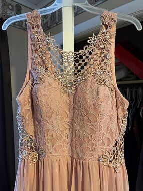 City Studio Rose Lace Applique Chiffon Prom Dress